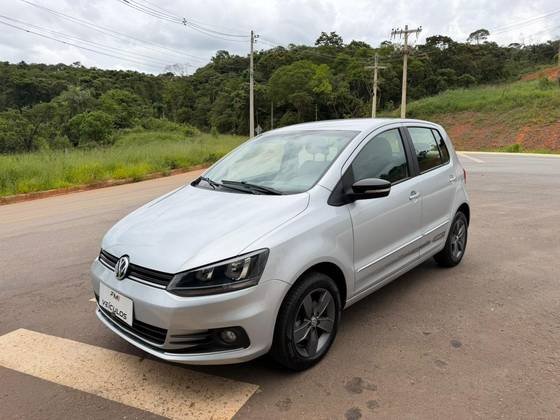 VOLKSWAGEN FOX 1.6 MSI TOTAL FLEX CONNECT 4P MANUAL VOLKSWAGEN FOX 1.6 MSI TOTAL FLEX CONNECT 4P MANUAL